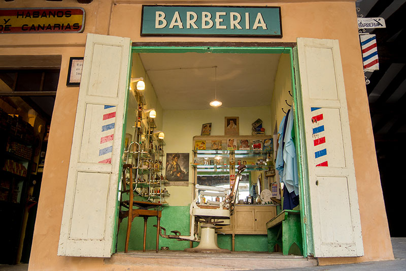 Botigues-Salas-Barberia-01